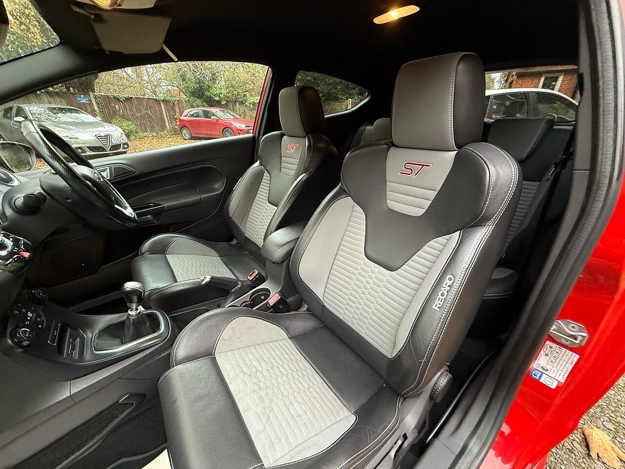 Used Ford Fiesta 2015 for sale - 76994280: Photo 12