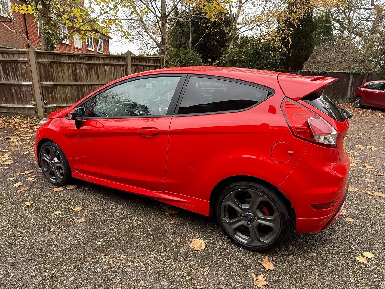 Used Ford Fiesta 2015 for sale - 76994280: Photo 8