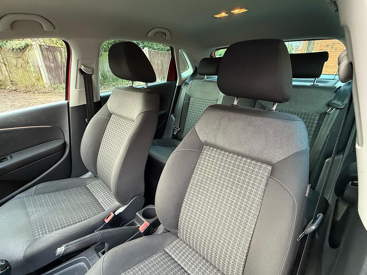 Used Volkswagen Polo 2015 for sale - 77202611: Photo 25