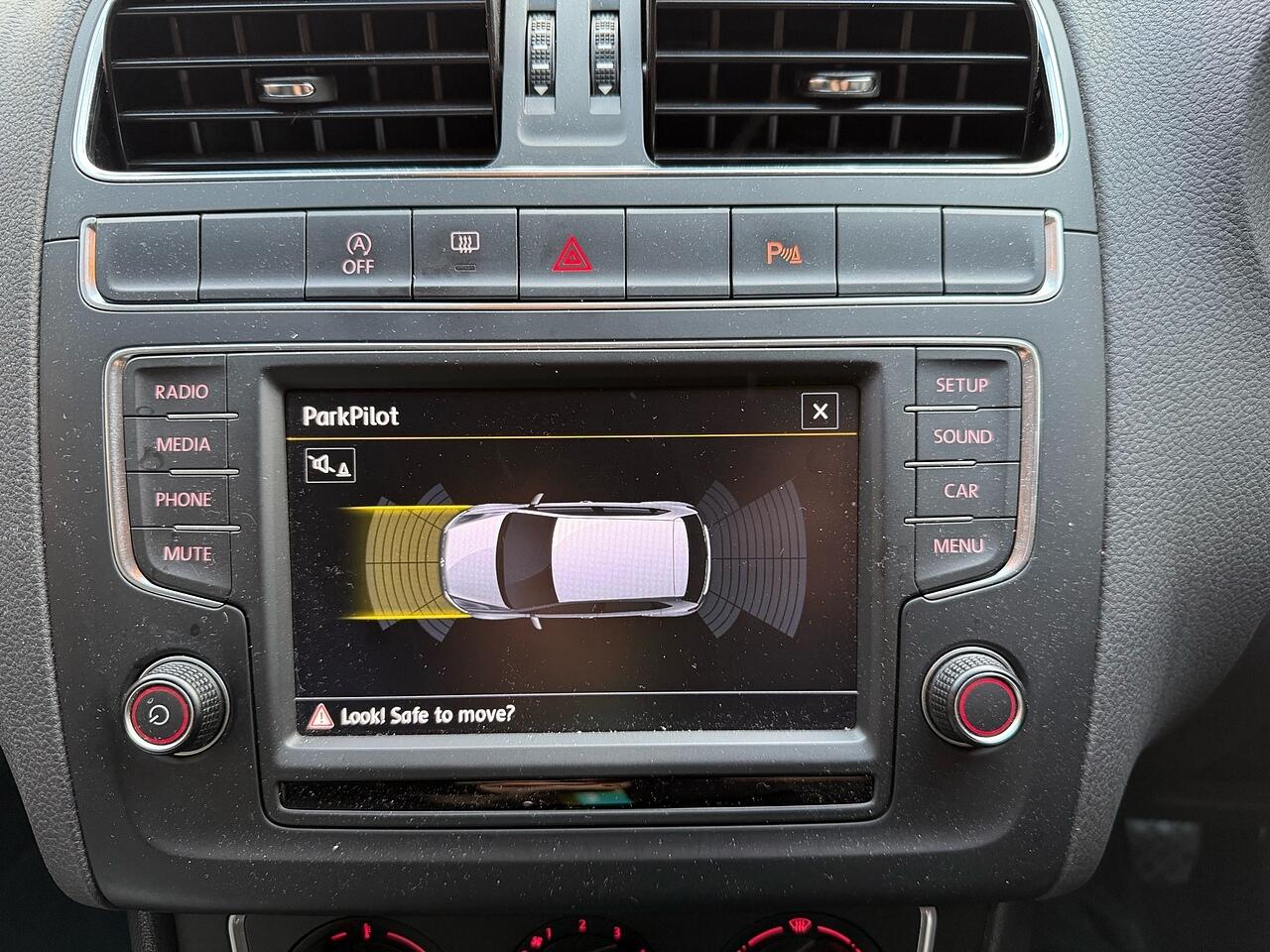 Used Volkswagen Polo 2015 for sale - 77202611: Photo 34