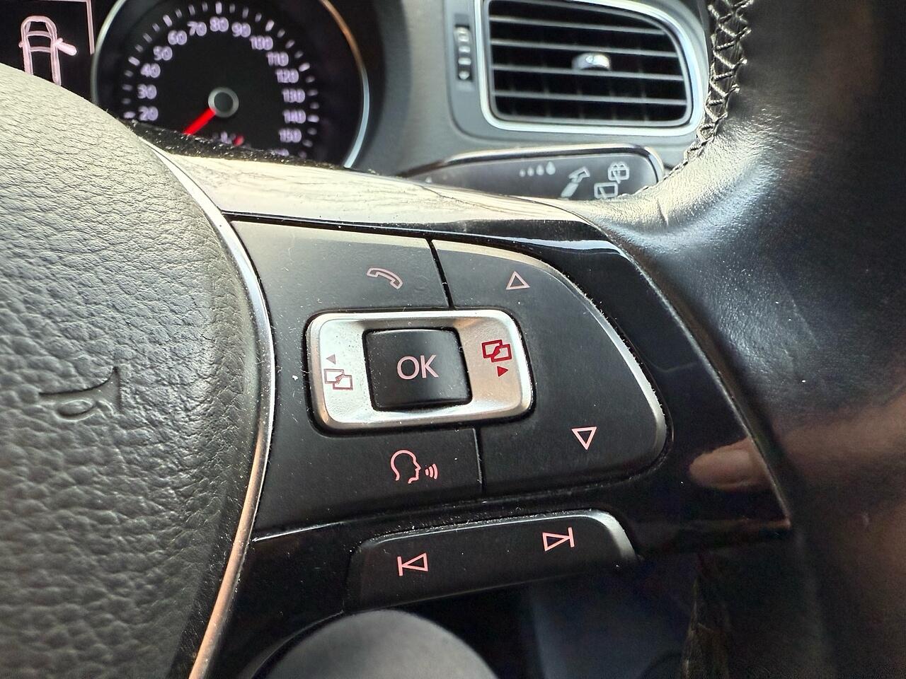 Used Volkswagen Polo 2015 for sale - 77202611: Photo 36