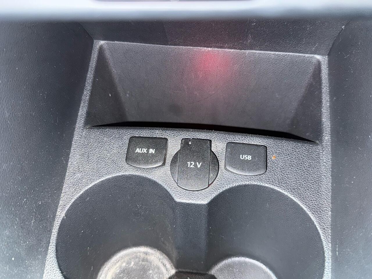 Used Volkswagen Polo 2015 for sale - 77202611: Photo 39