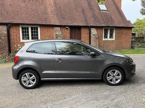 Used Volkswagen Polo 2016 for sale - 76020956: Photo 17