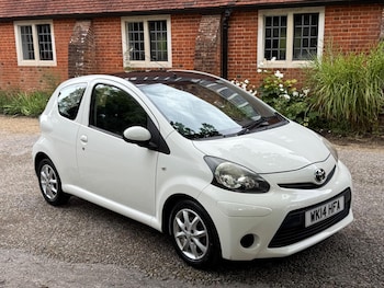Used Toyota AYGO 2014 for sale - 75965479: Photo