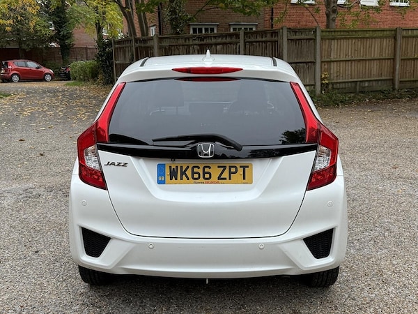 Used Honda Jazz 2016 for sale - 76282746: Photo 10