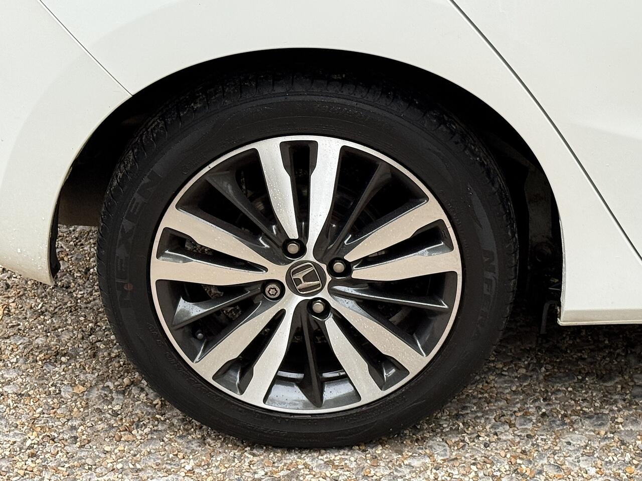 Used Honda Jazz 2016 for sale - 76282746: Photo 14