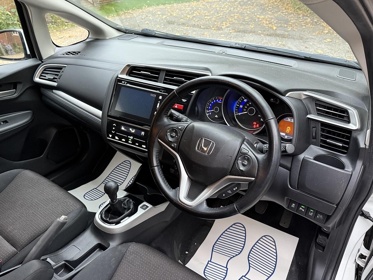 Used Honda Jazz 2016 for sale - 76282746: Photo 15