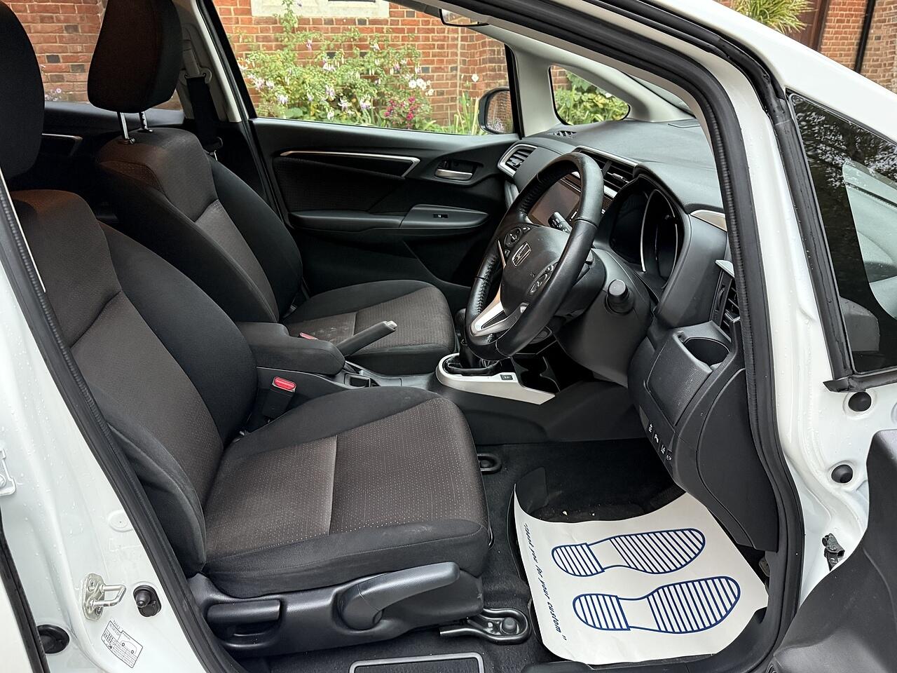 Used Honda Jazz 2016 for sale - 76282746: Photo 16