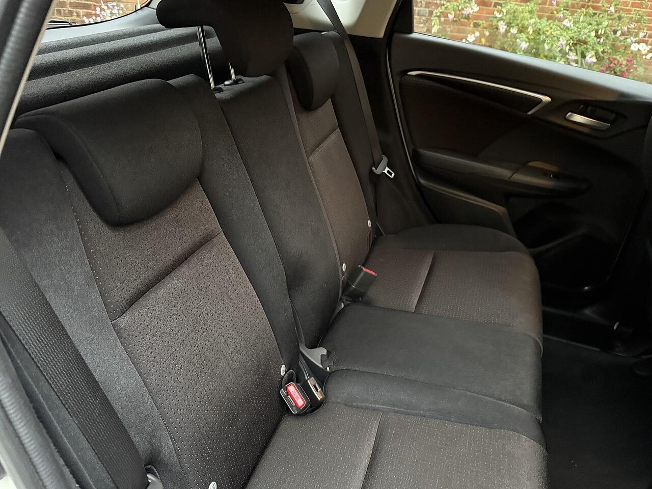 Used Honda Jazz 2016 for sale - 76282746: Photo 19