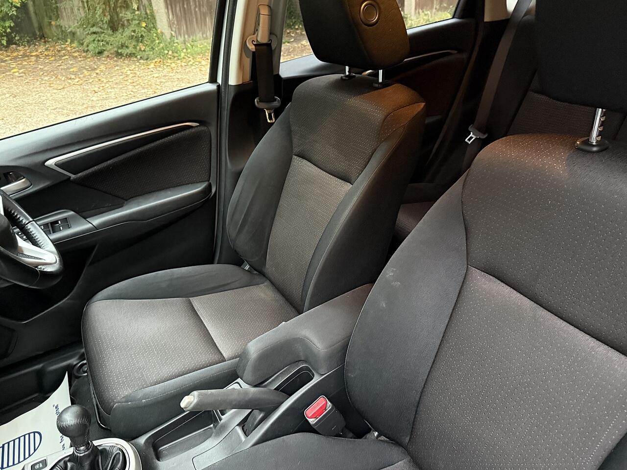 Used Honda Jazz 2016 for sale - 76282746: Photo 23