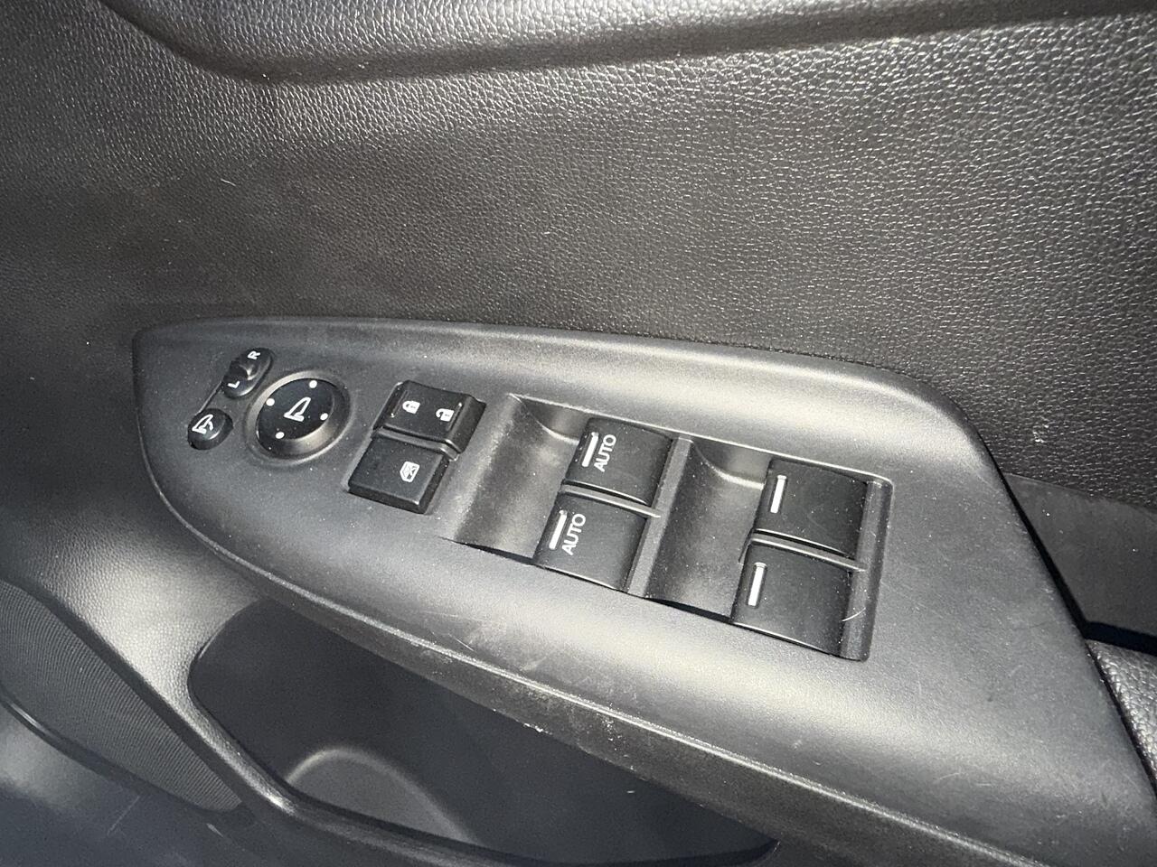 Used Honda Jazz 2016 for sale - 76282746: Photo 26