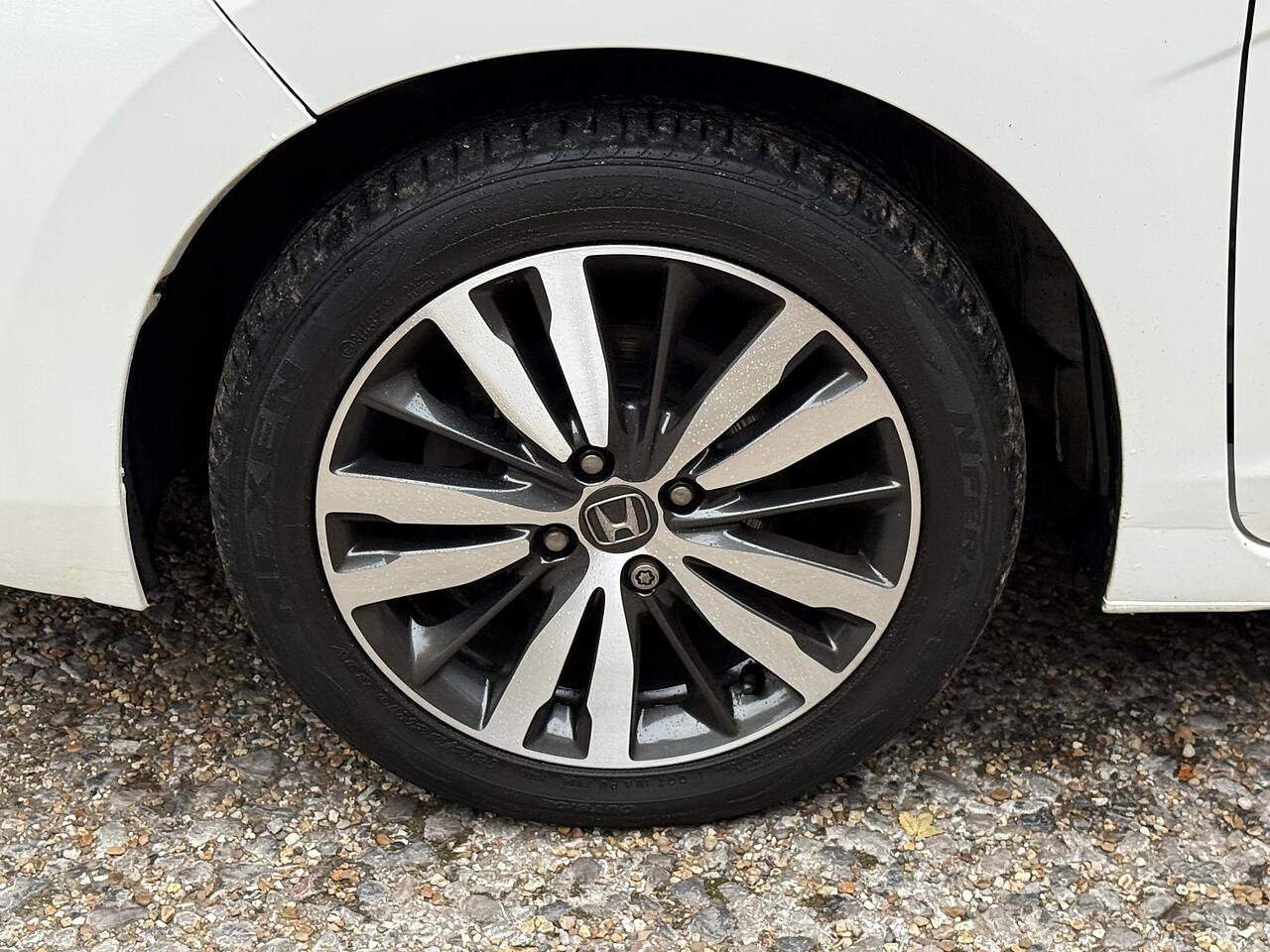 Used Honda Jazz 2016 for sale - 76282746: Photo 27