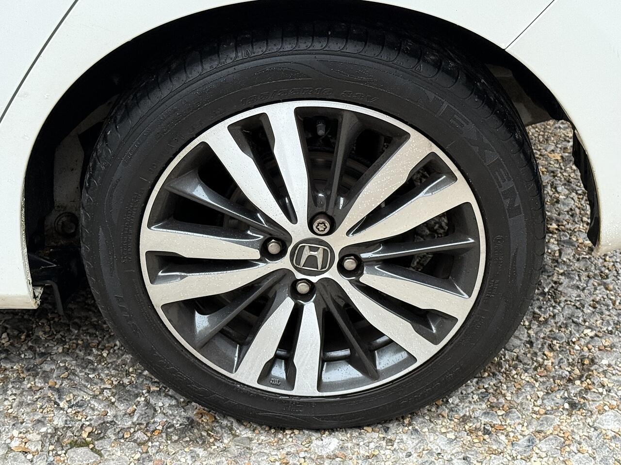 Used Honda Jazz 2016 for sale - 76282746: Photo 28