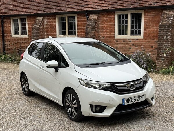 Used Honda Jazz 2016 for sale - 76282746: Photo 4
