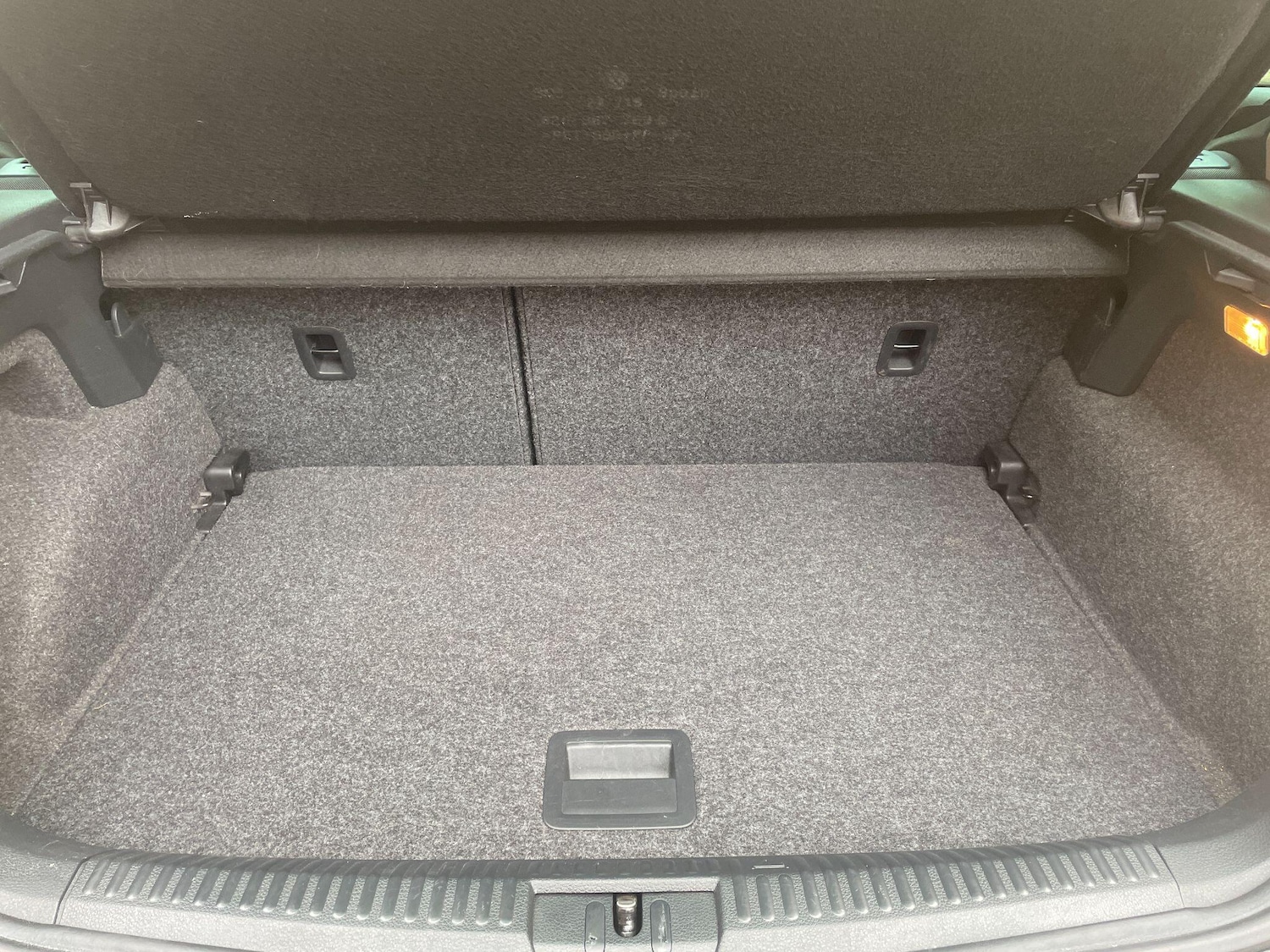 Used Volkswagen Polo 2016 for sale - 76666796: Photo 11