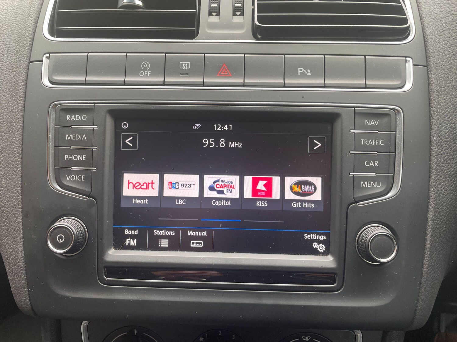 Used Volkswagen Polo 2016 for sale - 76666796: Photo 14