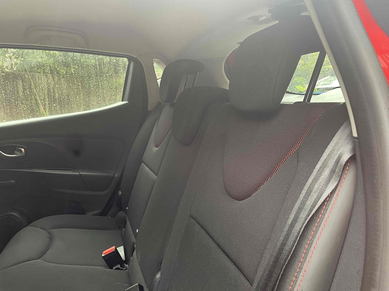 Used Renault Clio 2016 for sale - 76646340: Photo 10