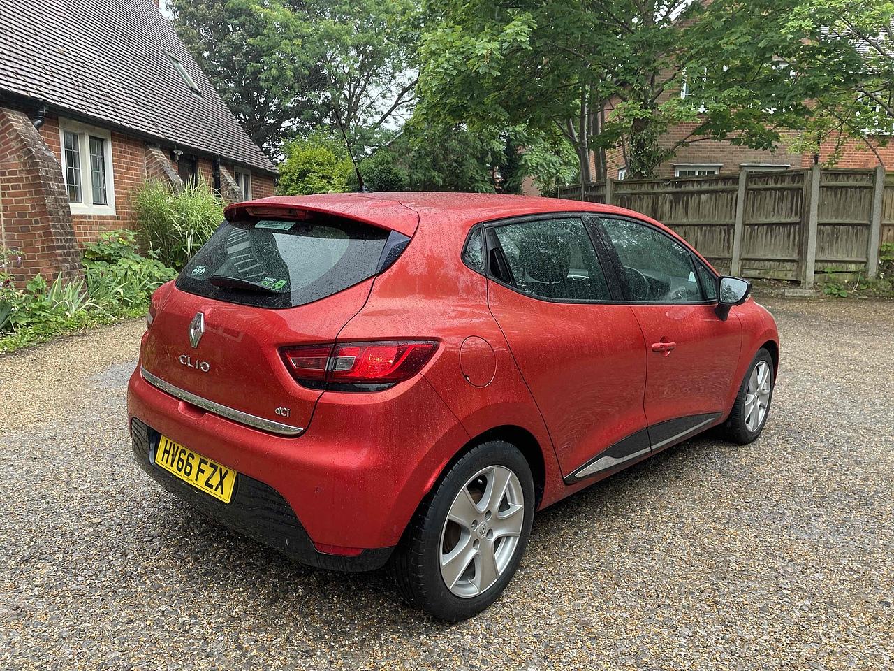 Used Renault Clio 2016 for sale - 76646340: Photo 14