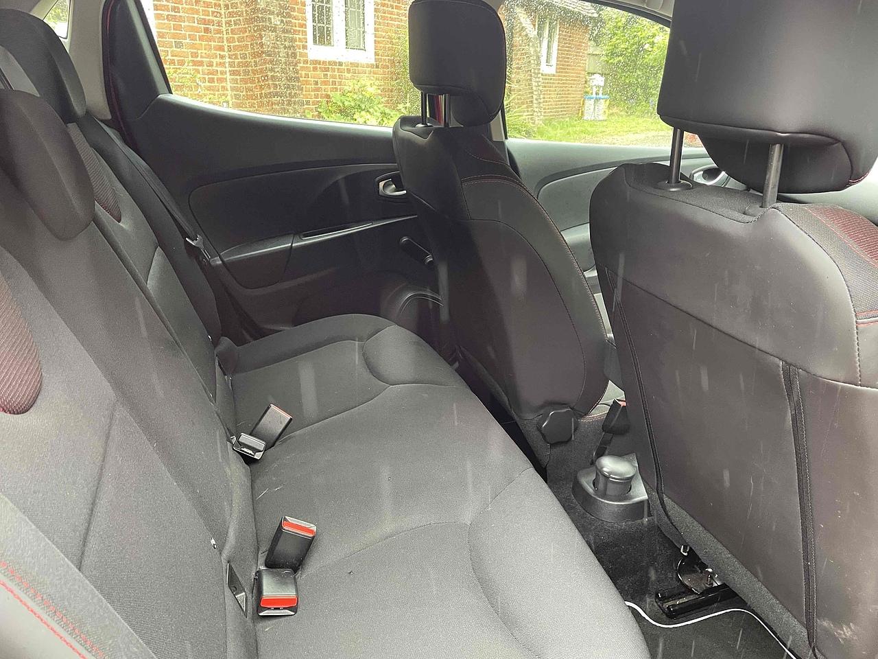 Used Renault Clio 2016 for sale - 76646340: Photo 16