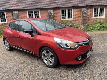Used Renault Clio 2016 for sale - 76646340: Photo