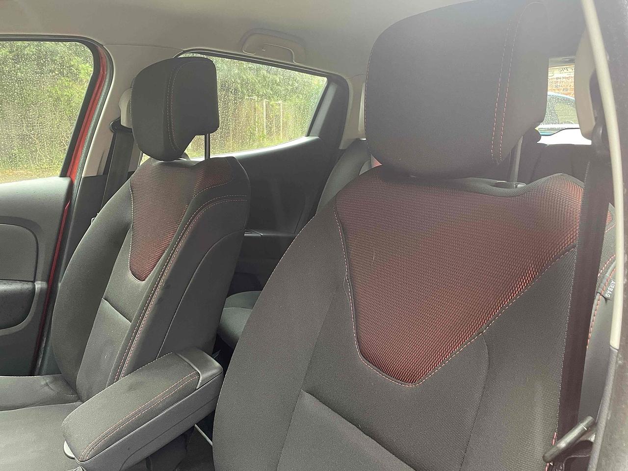 Used Renault Clio 2016 for sale - 76646340: Photo 6