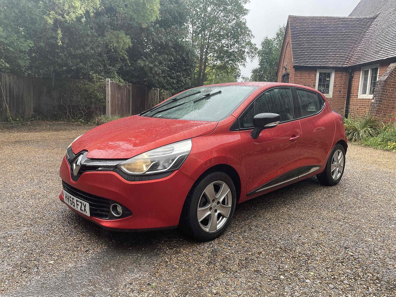 Used Renault Clio 2016 for sale - 76646340: Photo 7
