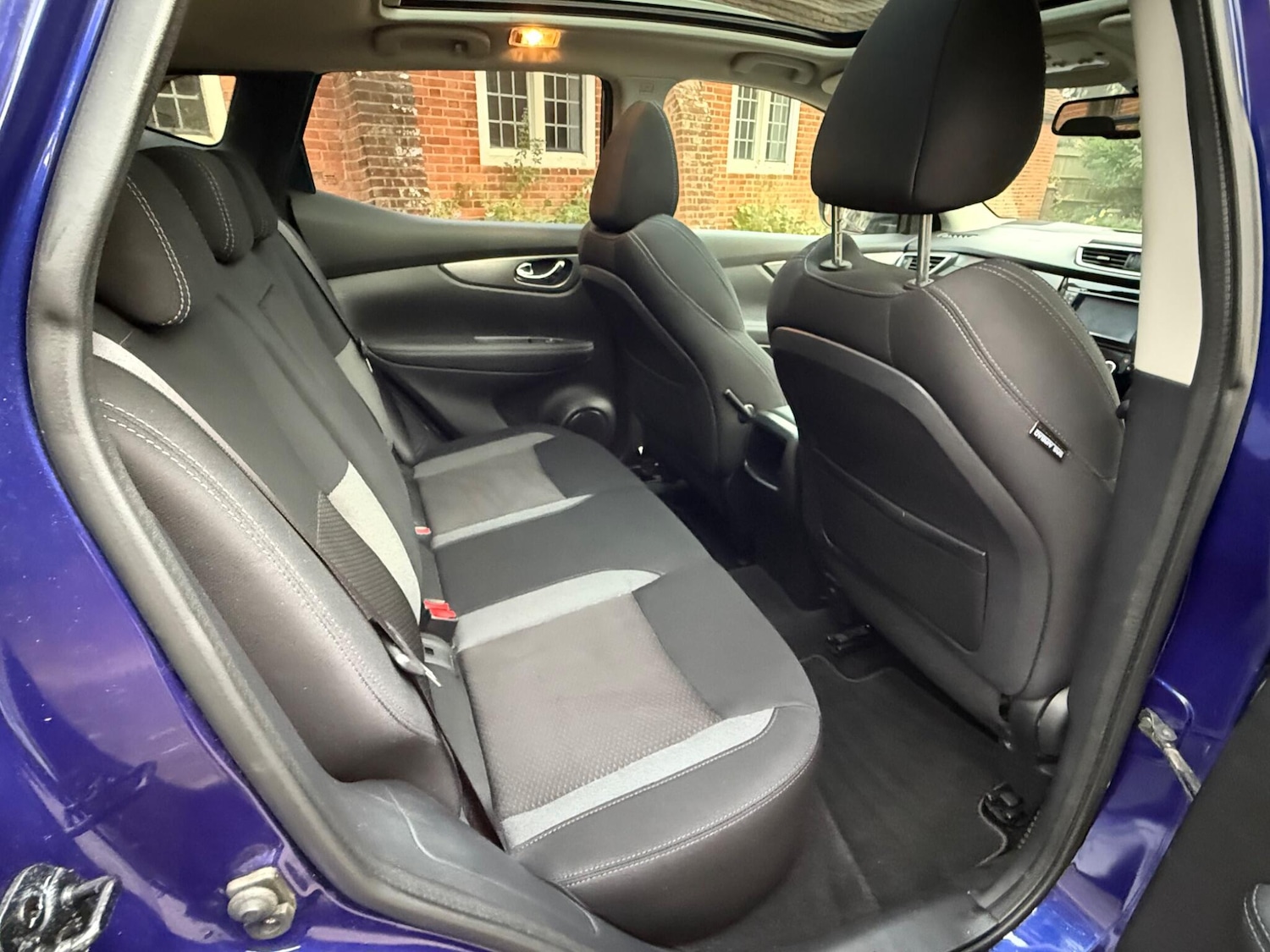 Used Nissan Qashqai 2018 for sale - 76550372: Photo 23