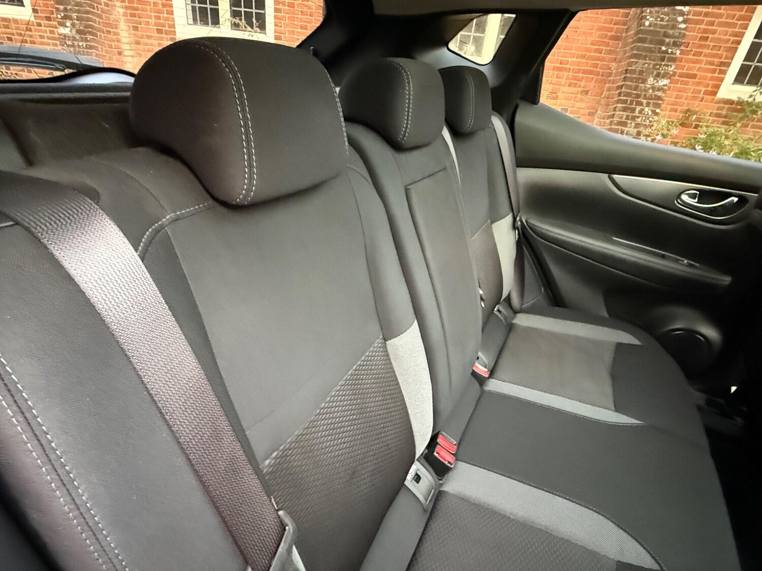 Used Nissan Qashqai 2018 for sale - 76550372: Photo 24