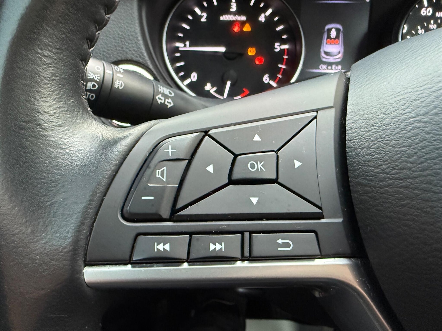 Used Nissan Qashqai 2018 for sale - 76550372: Photo 37