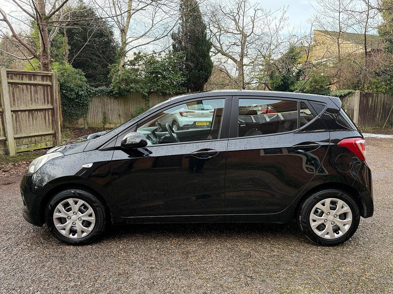 Used Hyundai i10 2015 for sale - 77109281: Photo 5