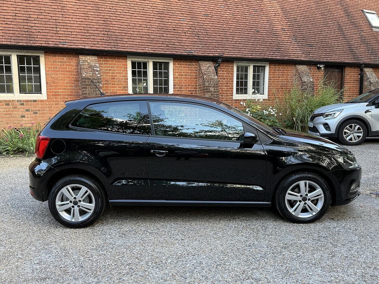 Used Volkswagen Polo 2017 for sale - 76042826: Photo 17