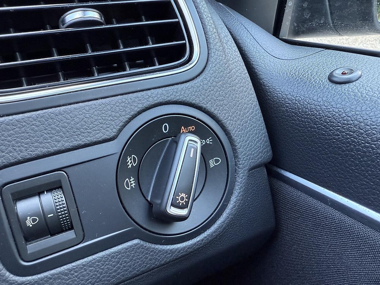 Used Volkswagen Polo 2017 for sale - 76042826: Photo 34