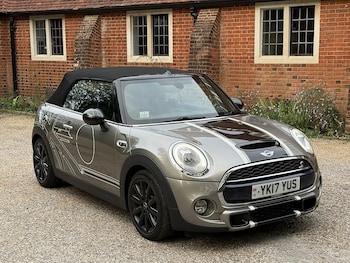 Used MINI Convertible 2017 for sale - 76226202: Photo