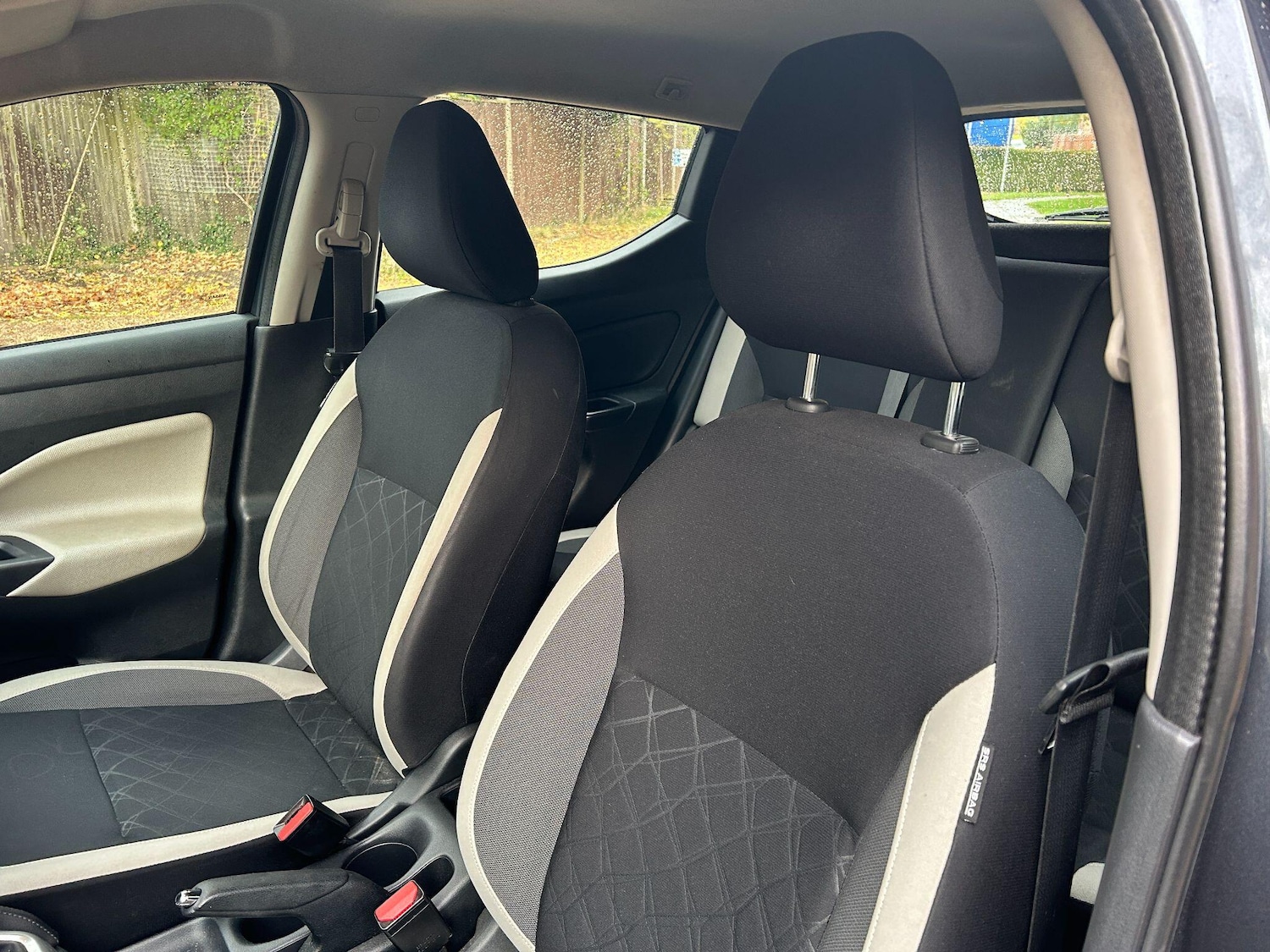 Used Nissan Micra 2017 for sale - 76499555: Photo 8