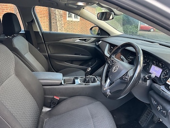 Used Vauxhall Insignia 2018 for sale - 76485206: Photo