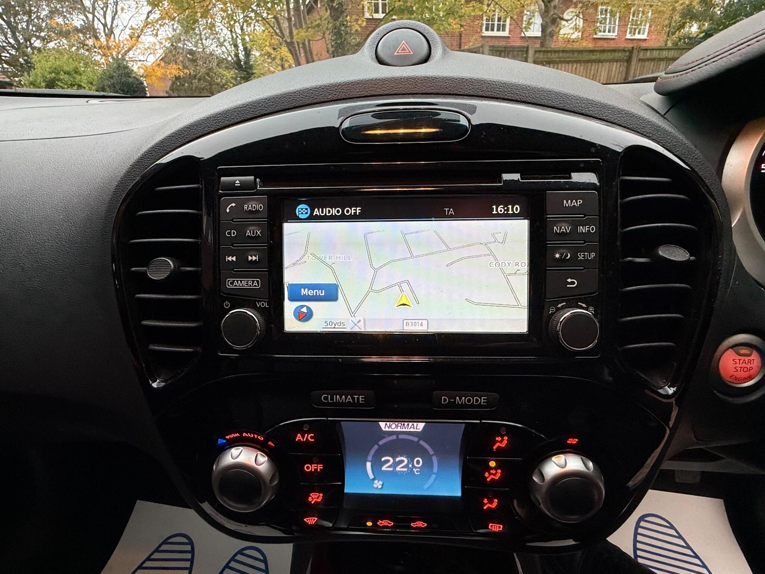 Used Nissan Juke 2015 for sale - 76349174: Photo 30