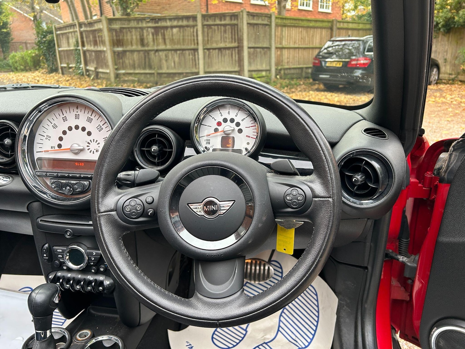 Used MINI Convertible 2011 for sale - 76995182: Photo 25