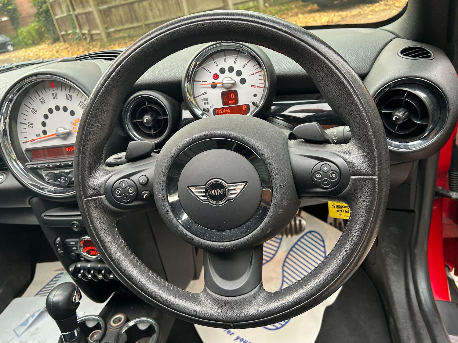 Used MINI Convertible 2011 for sale - 76995182: Photo 6