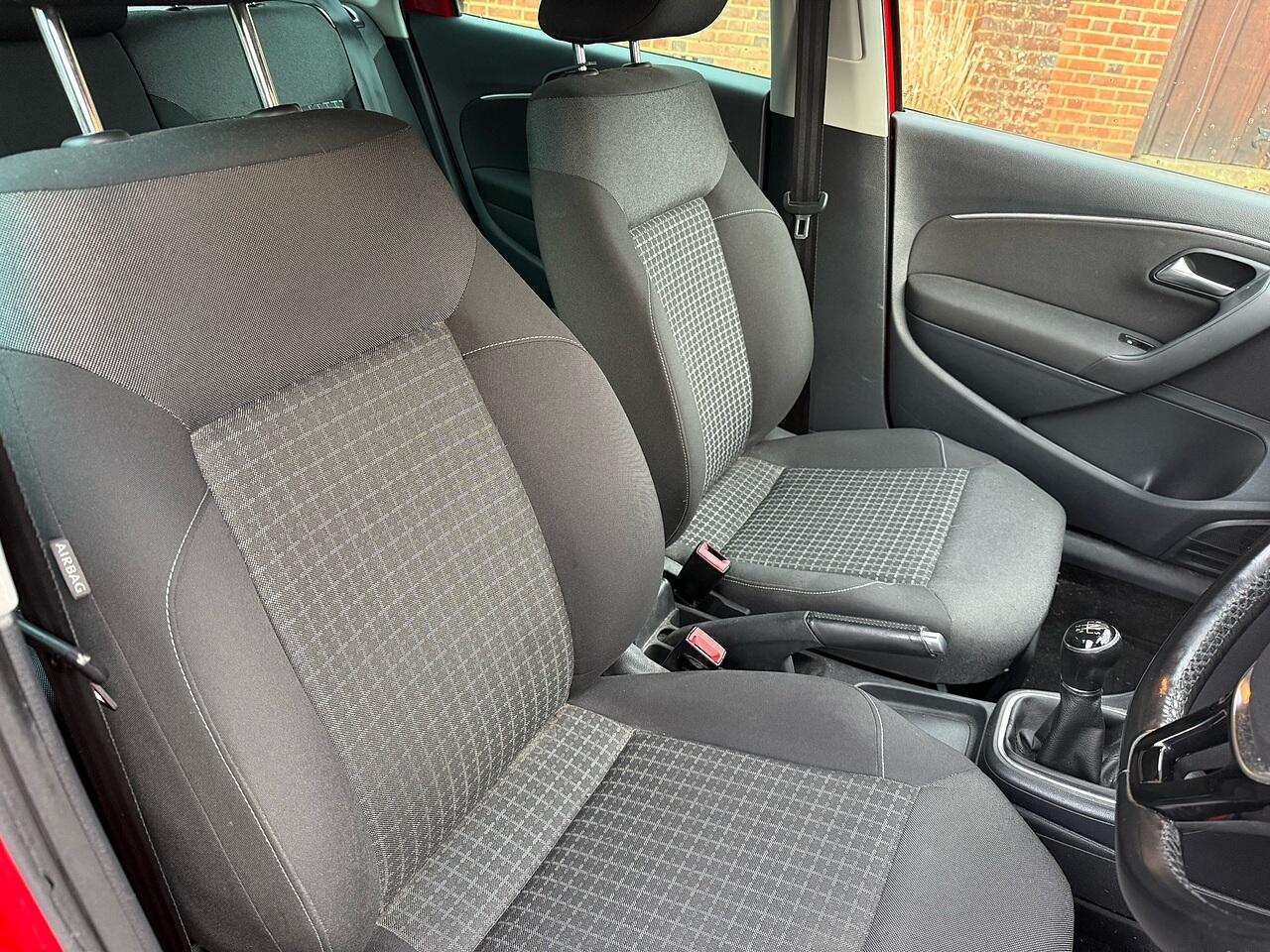 Used Volkswagen Polo 2014 for sale - 77163081: Photo 17