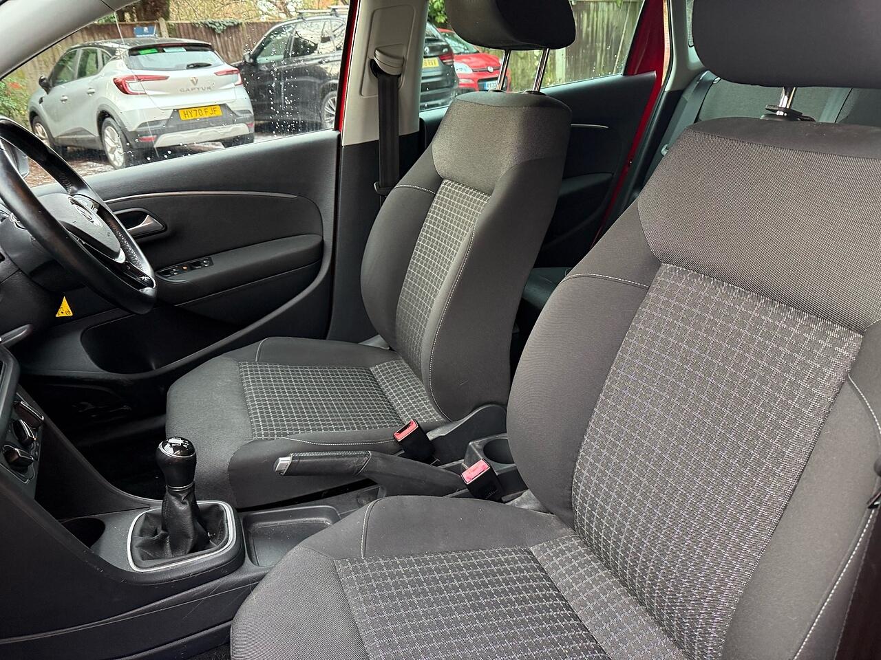 Used Volkswagen Polo 2014 for sale - 77163081: Photo 22