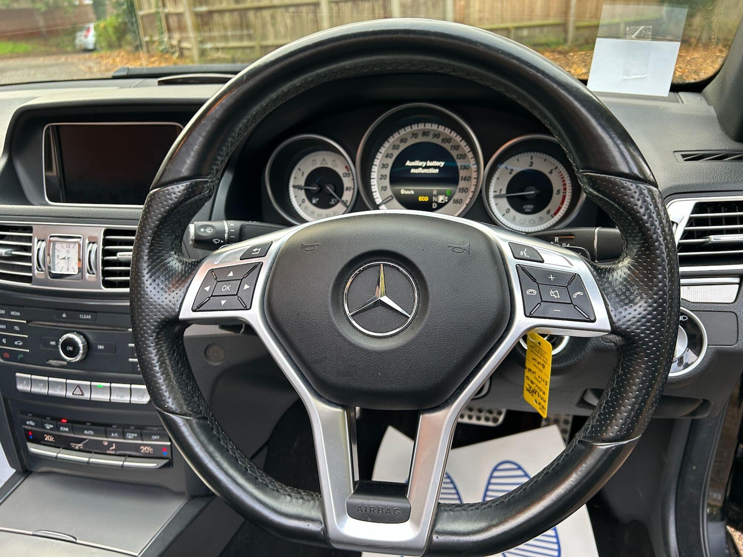 Used Mercedes-Benz E Class 2015 for sale - 77098015: Photo 6