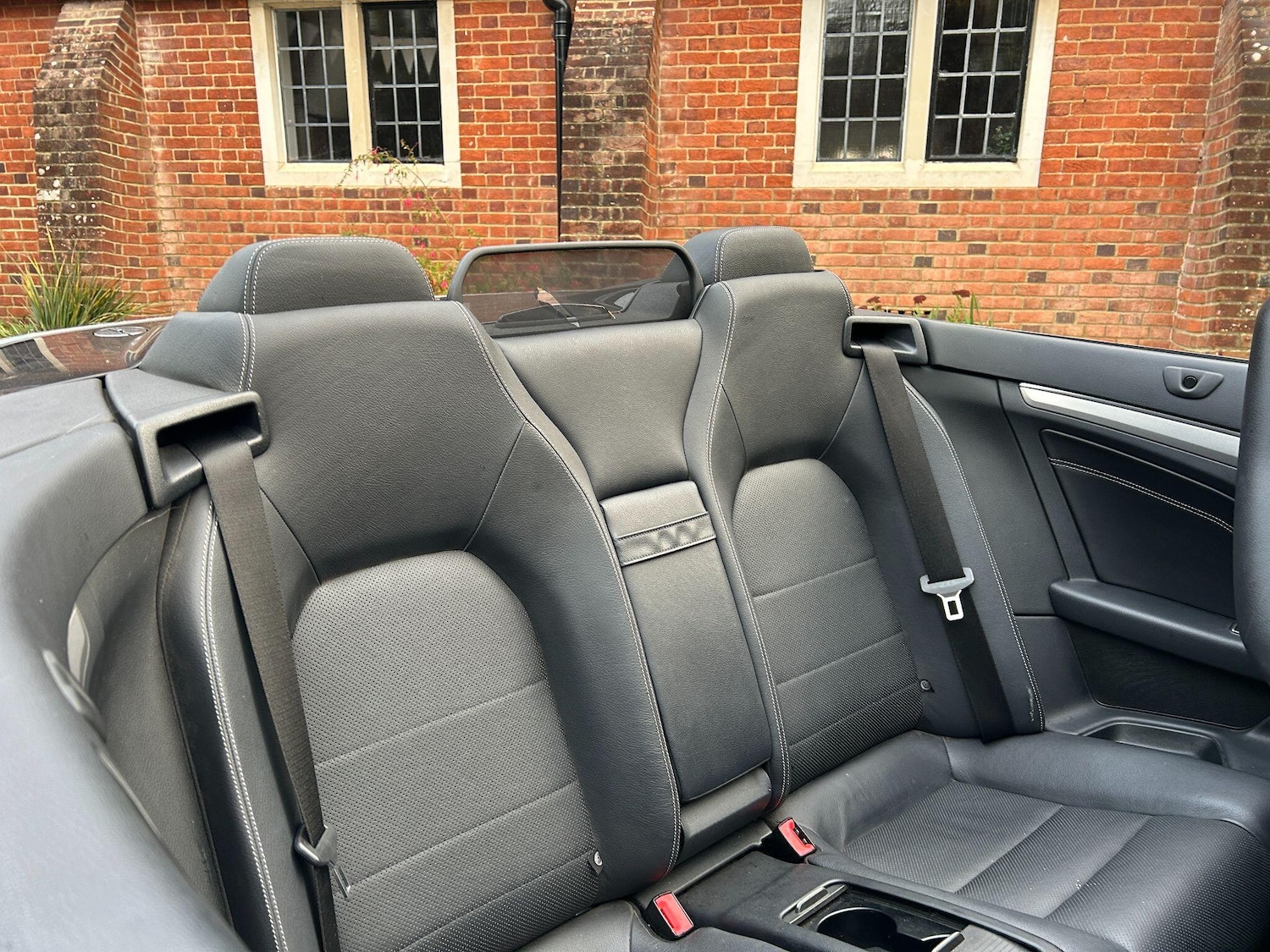 Used Mercedes-Benz E Class 2015 for sale - 77098015: Photo 8