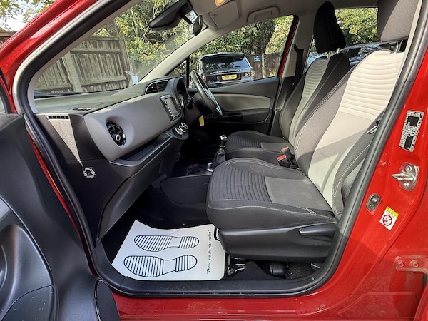 Used Toyota Yaris 2019 for sale - 76175021: Photo 21