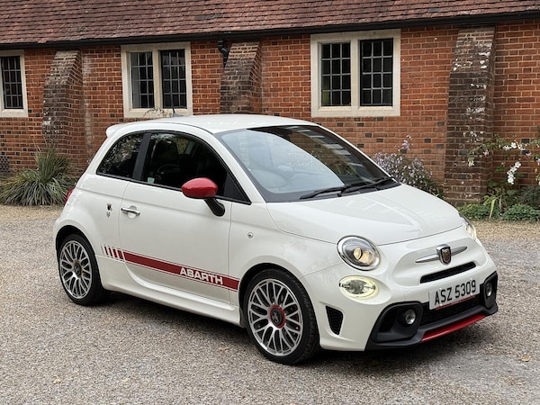 Used Abarth 595 2017 for sale - 76295958: Photo 2