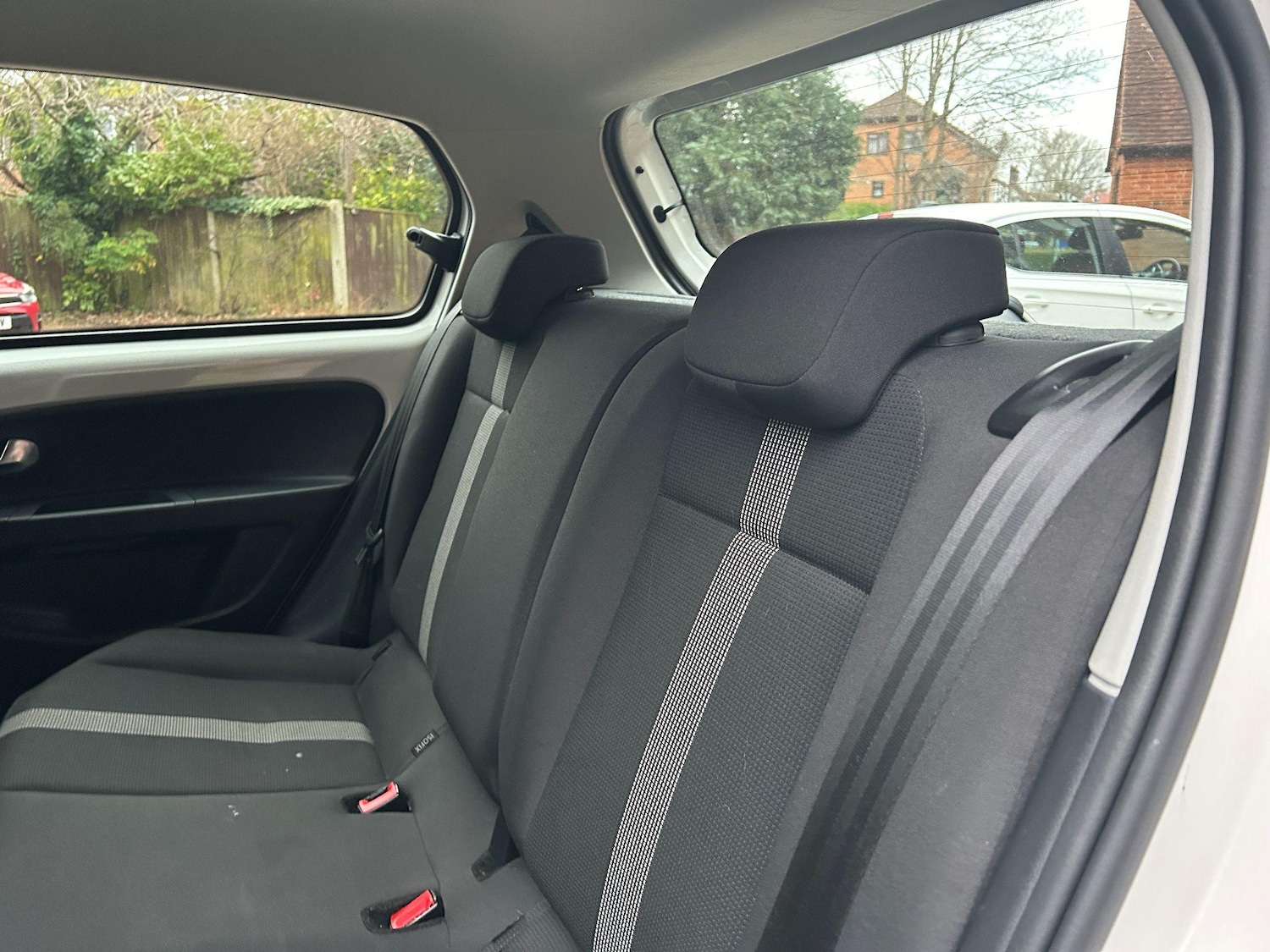 Used Volkswagen up! 2017 for sale - 76239707: Photo 9