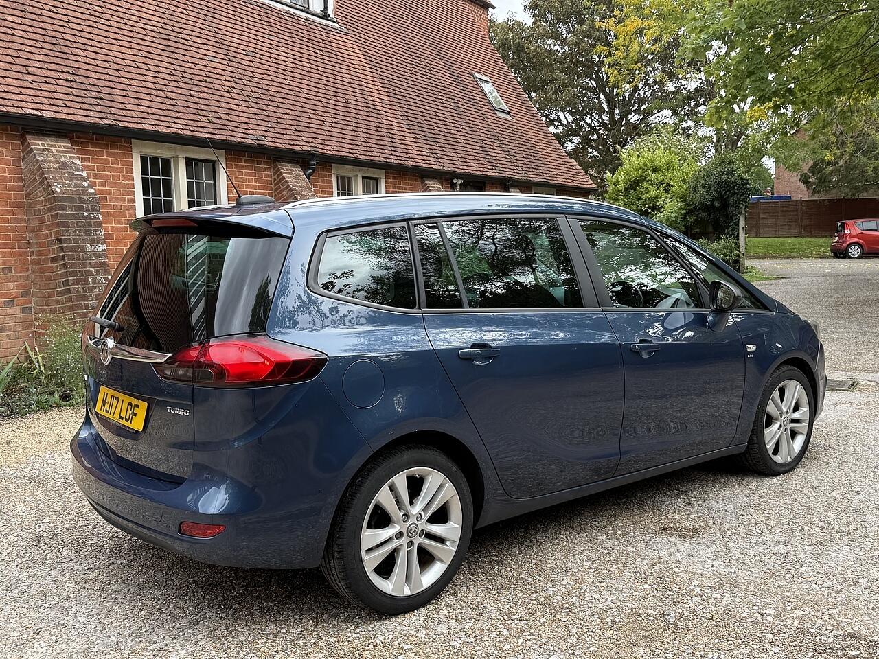 Used Vauxhall Zafira Tourer 2017 for sale - 76175235: Photo 12