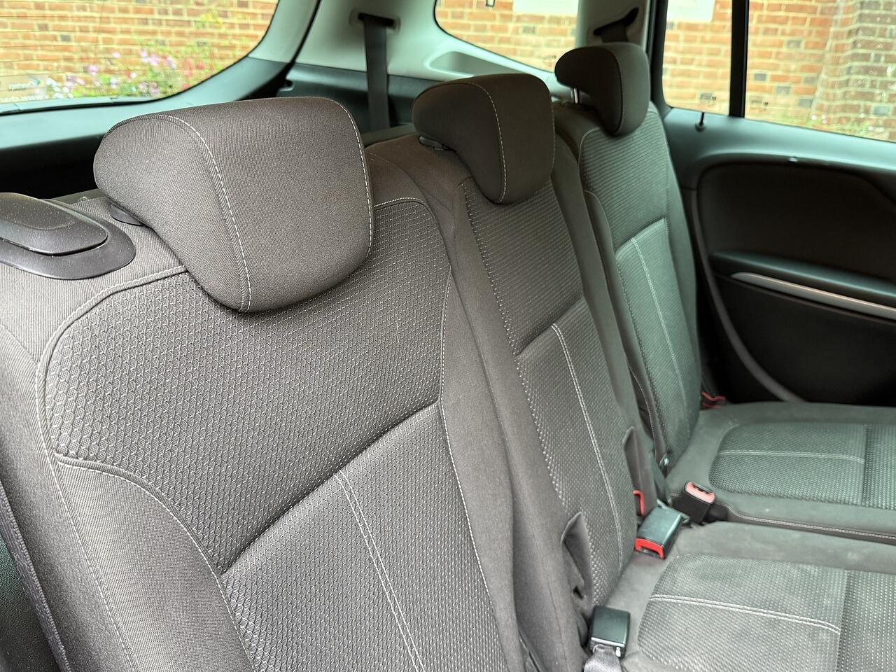 Used Vauxhall Zafira Tourer 2017 for sale - 76175235: Photo 19