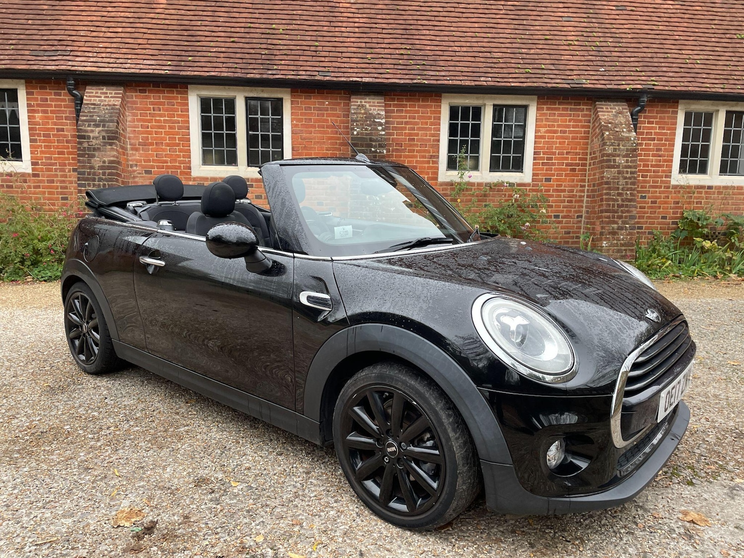 Used MINI Convertible 2017 for sale - 76607500: Photo 24