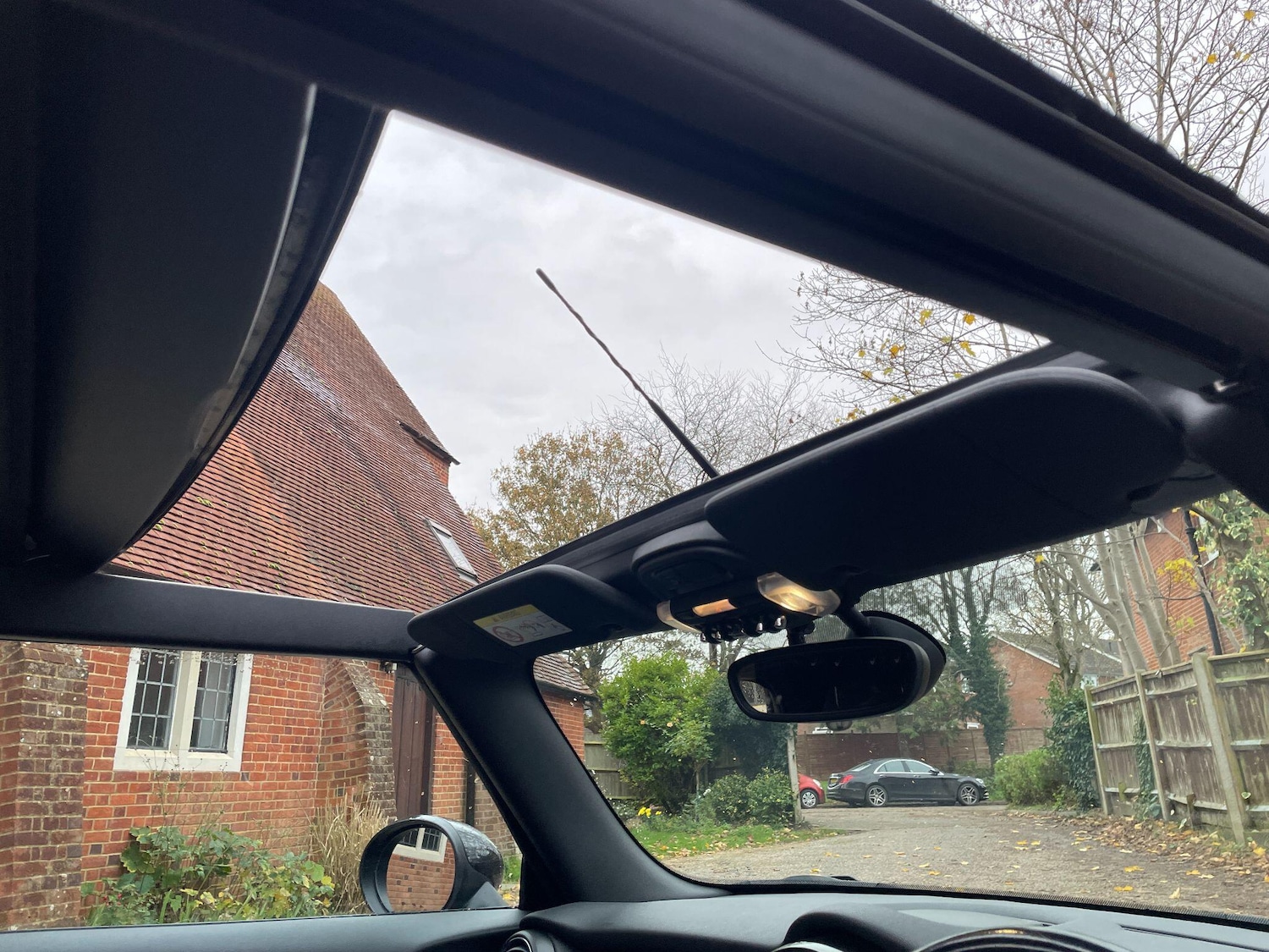 Used MINI Convertible 2017 for sale - 76607500: Photo 6