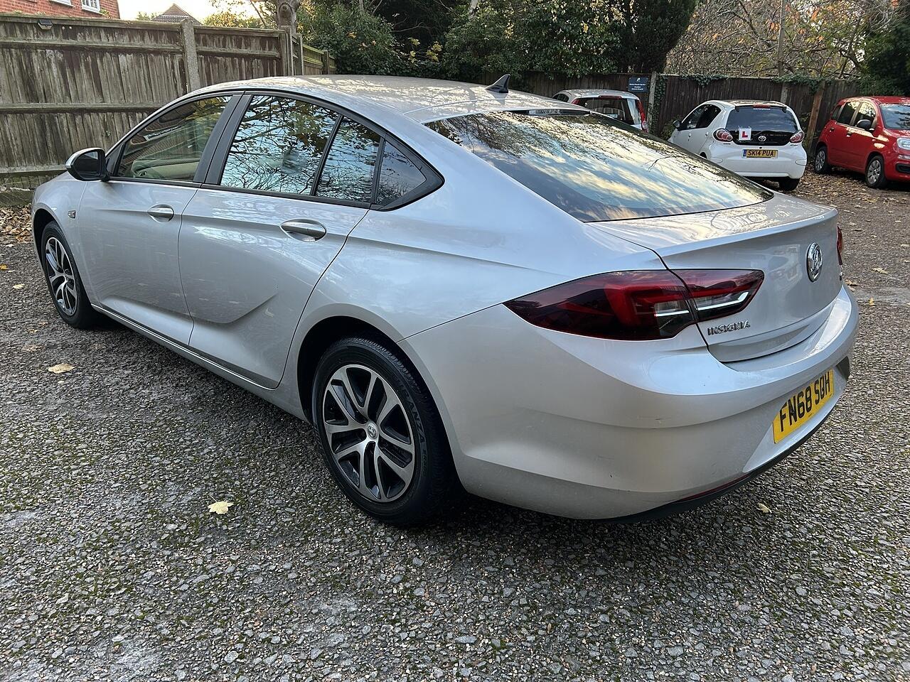 Used Vauxhall Insignia 2018 for sale - 77016550: Photo 16